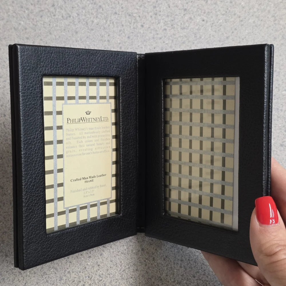 Philip Whitney Ltd Black Man-Made Leather Bifold Frames